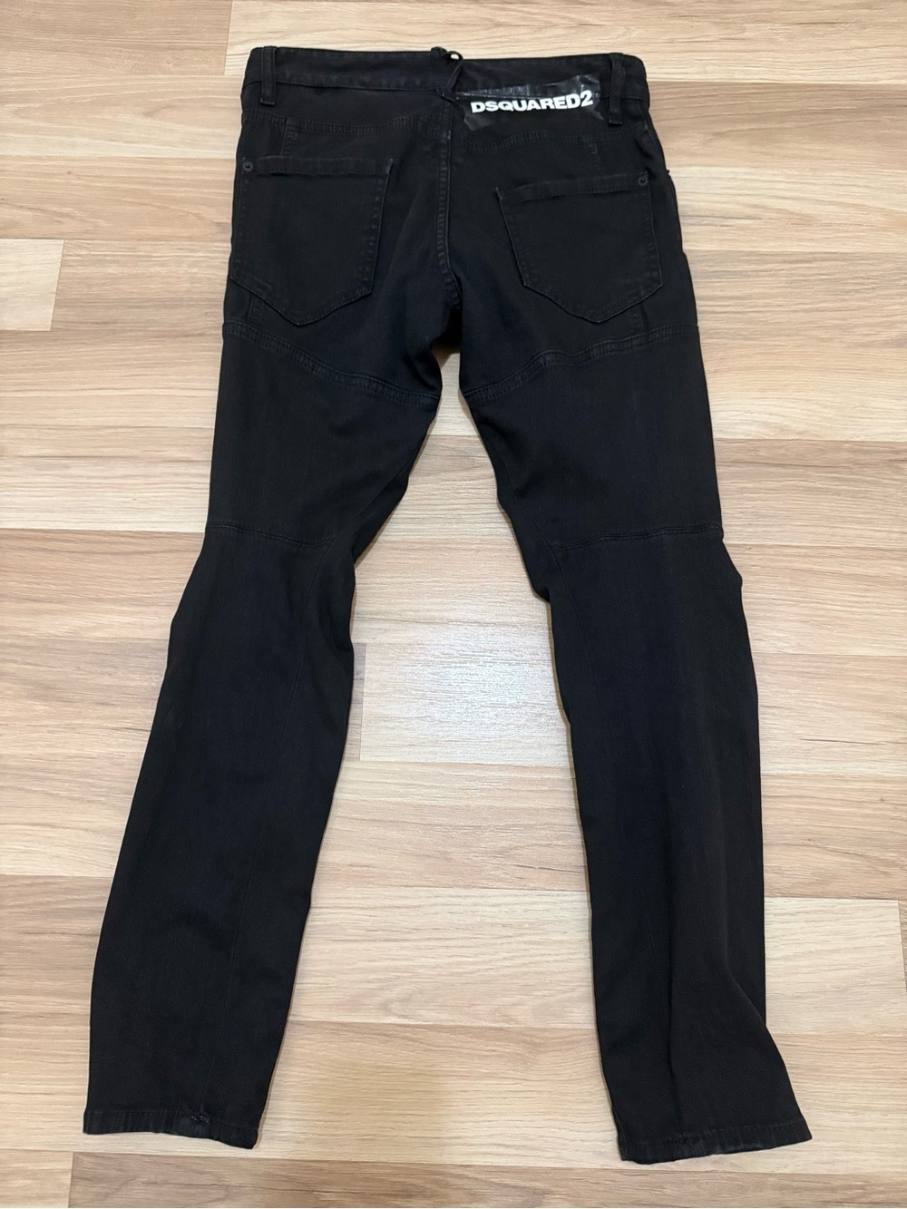 DSQUARED2 Men’s Black Skinny Jeans with Rear Logo